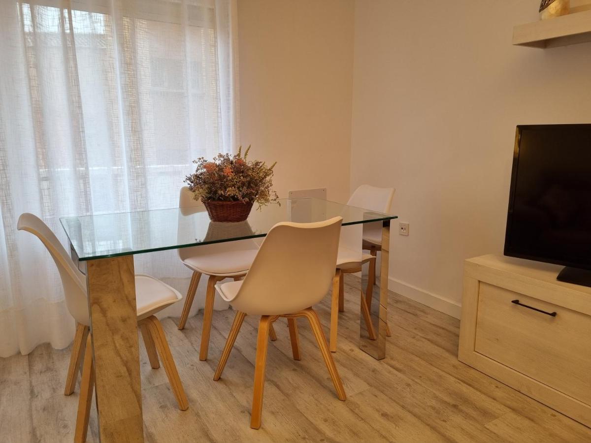 Apartment Moderno 143-a Centrico 3